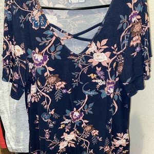 Maurice’s navy floral blouse size xl